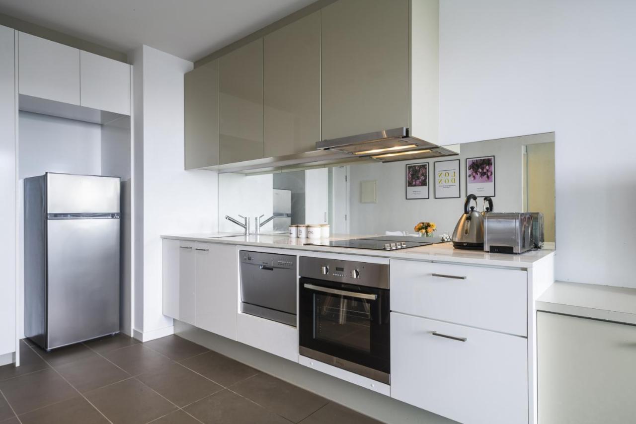 Hudson Sea View Apartments Southern Cross Station Cbd Мелбърн Екстериор снимка