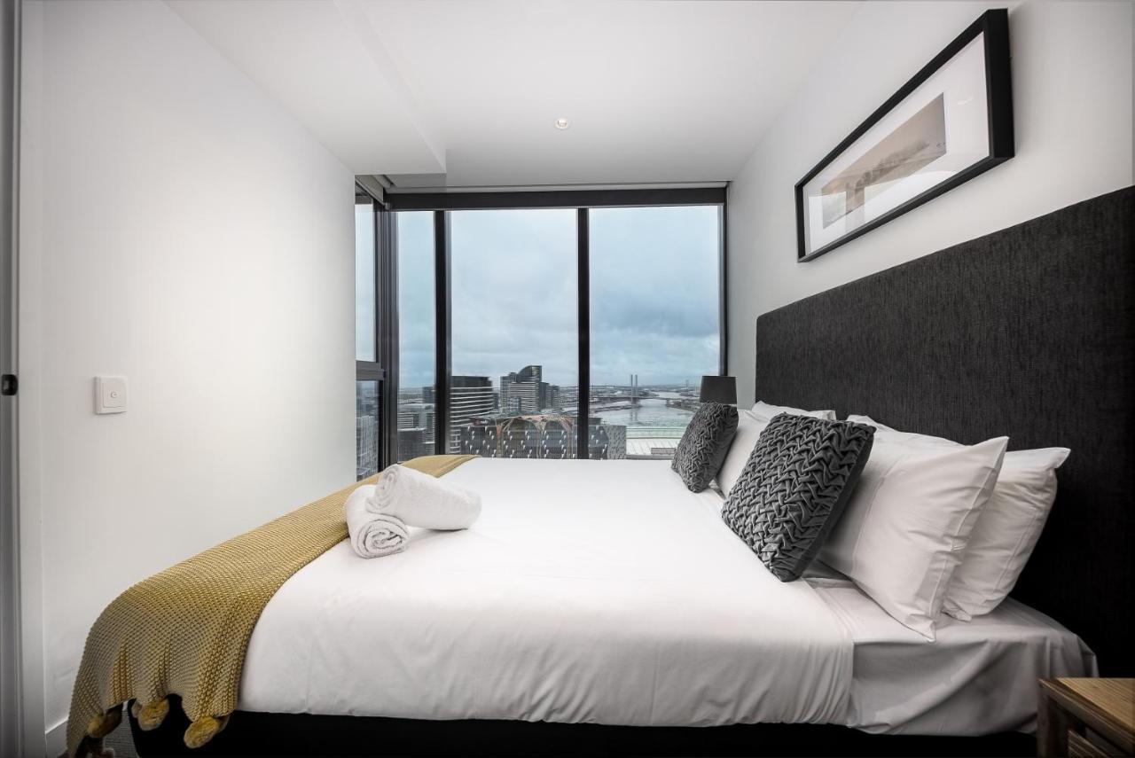 Hudson Sea View Apartments Southern Cross Station Cbd Мелбърн Стая снимка