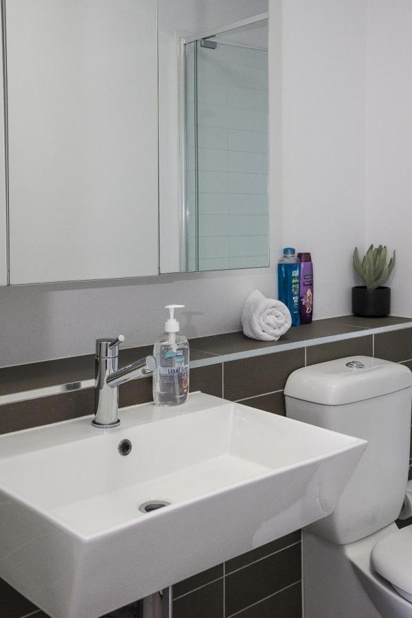 Hudson Sea View Apartments Southern Cross Station Cbd Мелбърн Екстериор снимка
